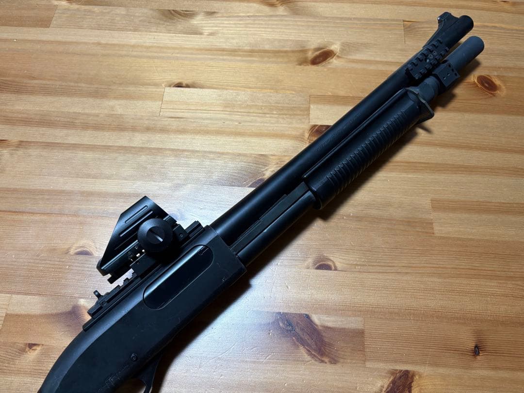 最終値下 東京マルイ M870タクティカルガスショットガン（マガジン12個付き）