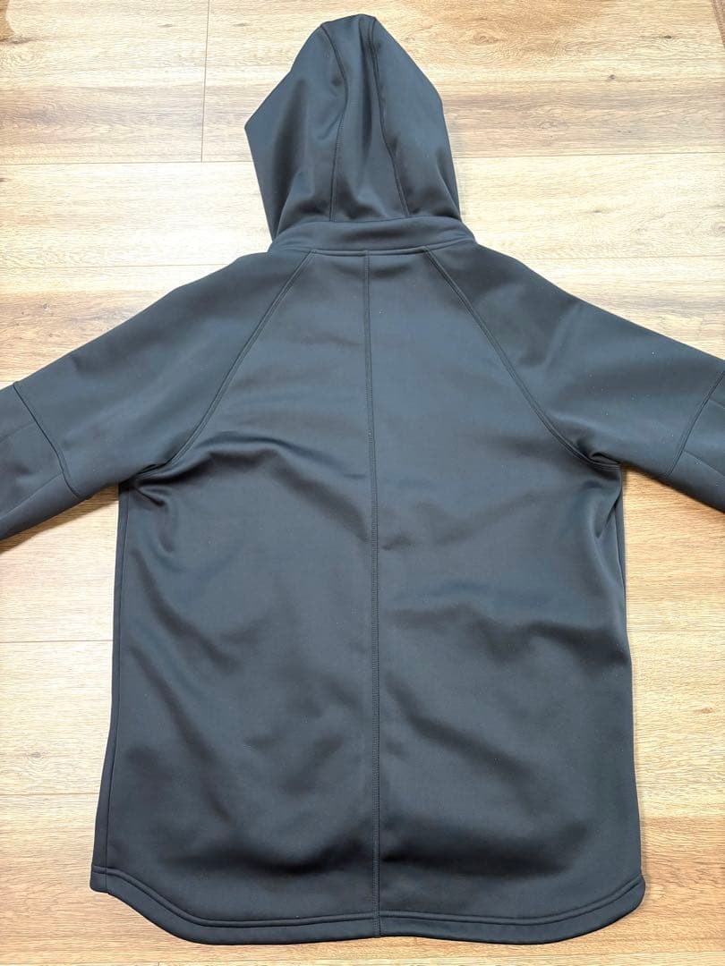 【美品】アンダーアーマー　厚手　ジャージ　セットアップ上下　黒