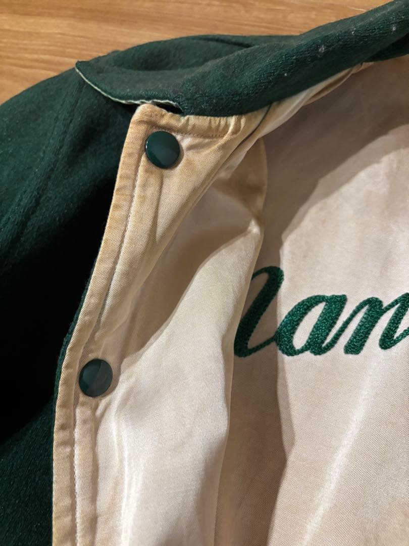 ビンテージ スタジャン リバーシブル チェーンステッチ ウール　サテン