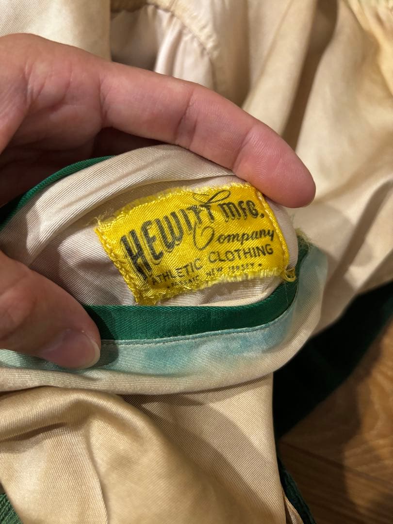 ビンテージ スタジャン リバーシブル チェーンステッチ ウール　サテン