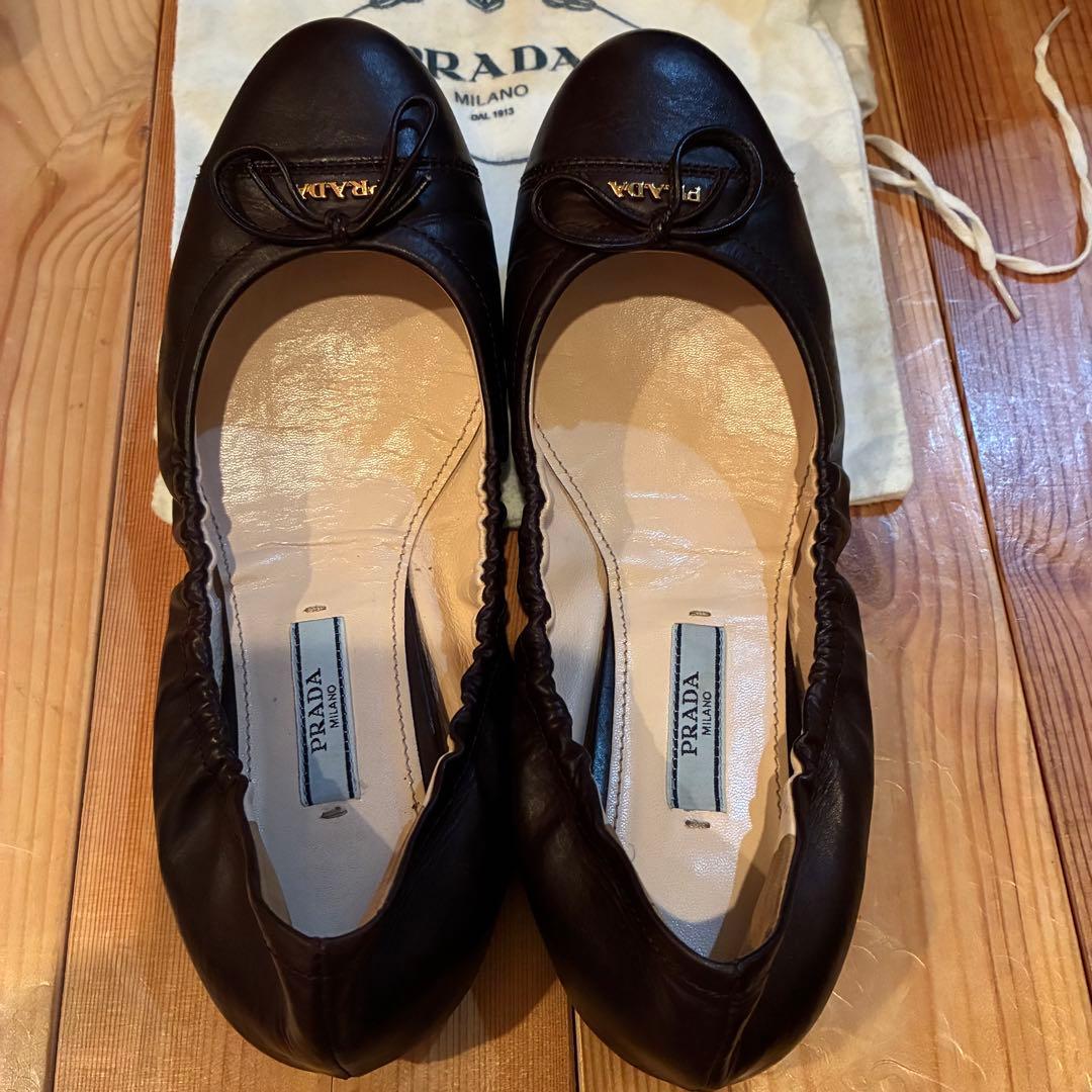 PRADA ブラック フラットシューズ　36 1/2
