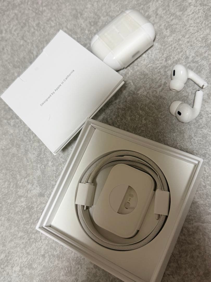 AirPods本体 充電ケース・ケーブル付き