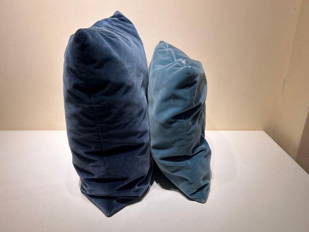 さ*く様 370　arflex　ソファクッション　MILAN　フェザー　水・青色