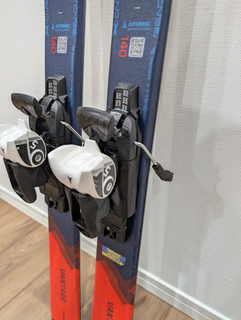 アトミック ATOMIC VANTAGE ジュニアスキー板 140センチ