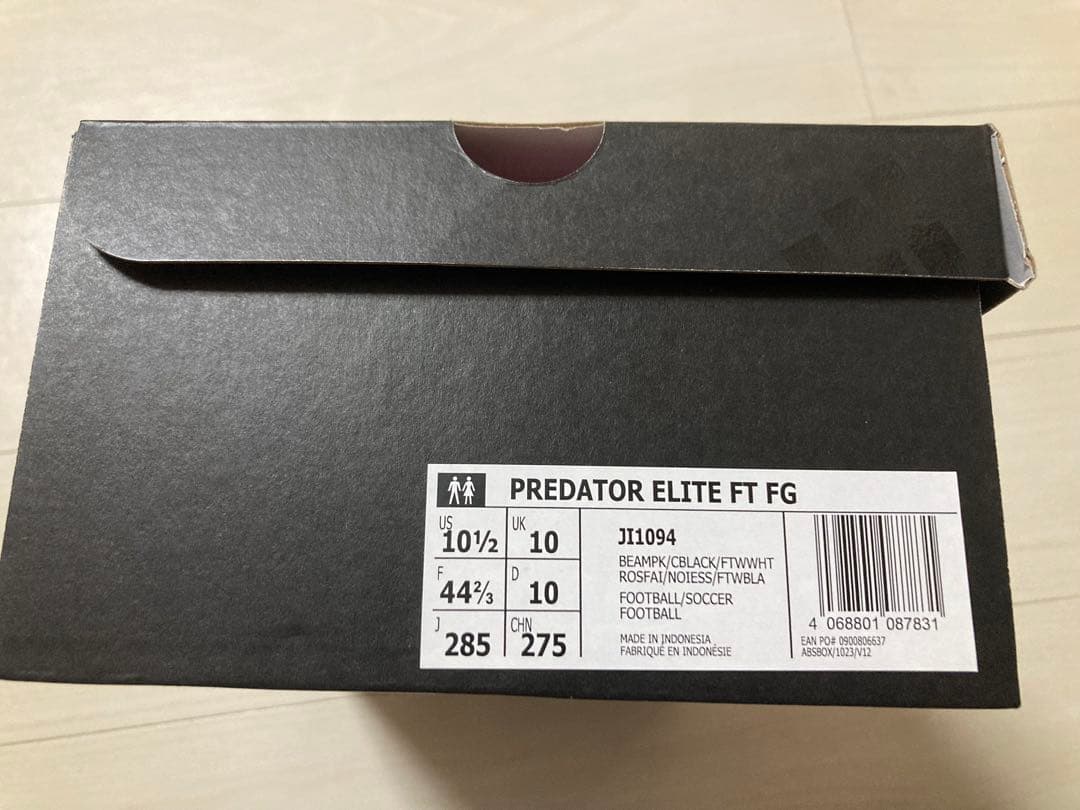 【新品タグ付き】プレデター ELITE FT FG ベッカムシグネイチャーモデル