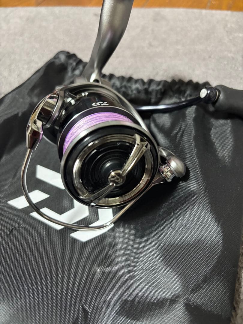 極美品 25カルディアFC LT2500S-H 10ベアリング仕様