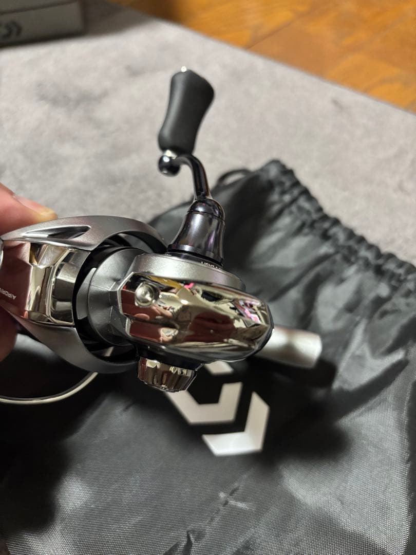 極美品 25カルディアFC LT2500S-H 10ベアリング仕様