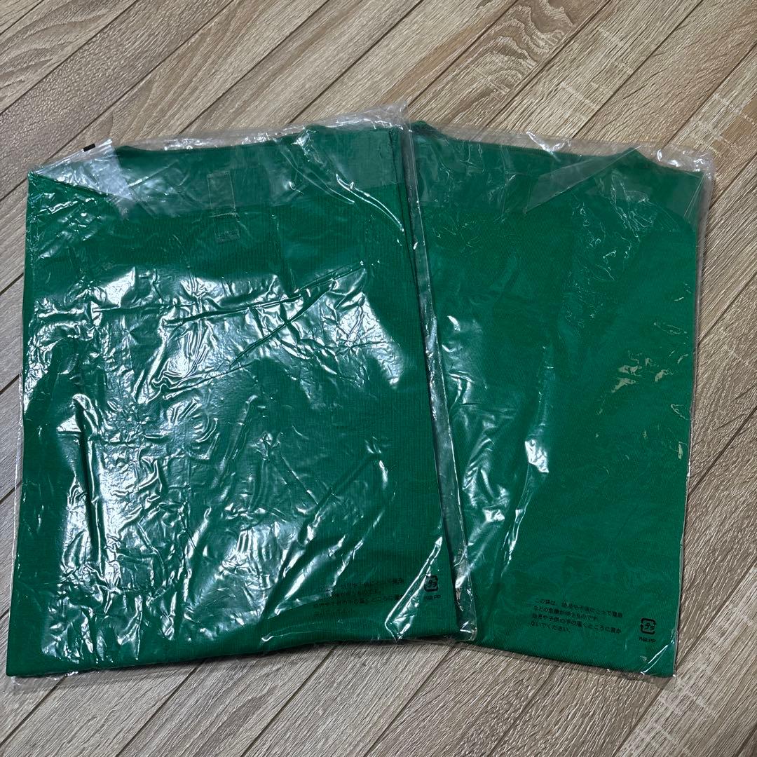 横浜商大高校　緑Tシャツ