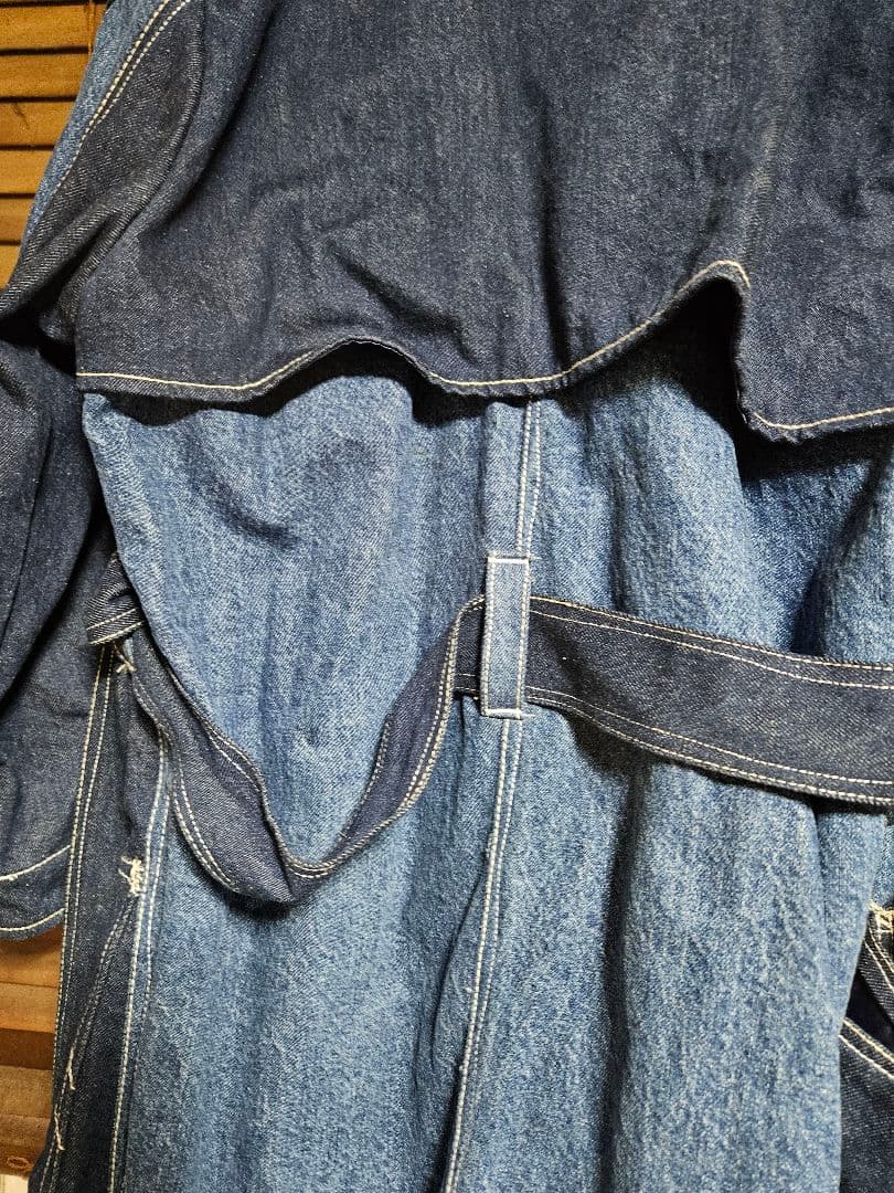 リーバイス　レッド　トレンチコート　サイズM