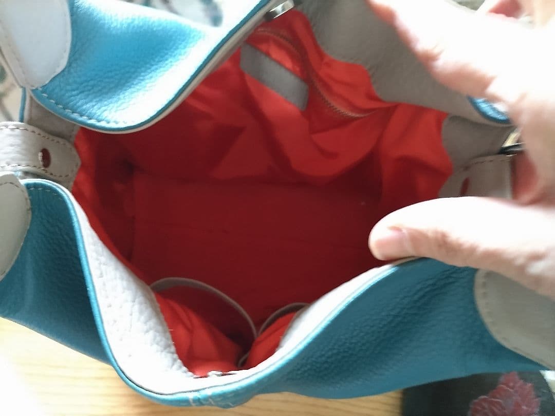 ベアートロッソ　ハンドバッグ兼トートバッグ