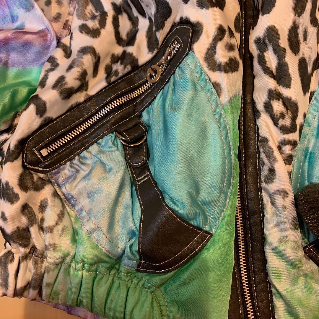 伊太利屋　レディースダウン(新品未使用・タグ付き)