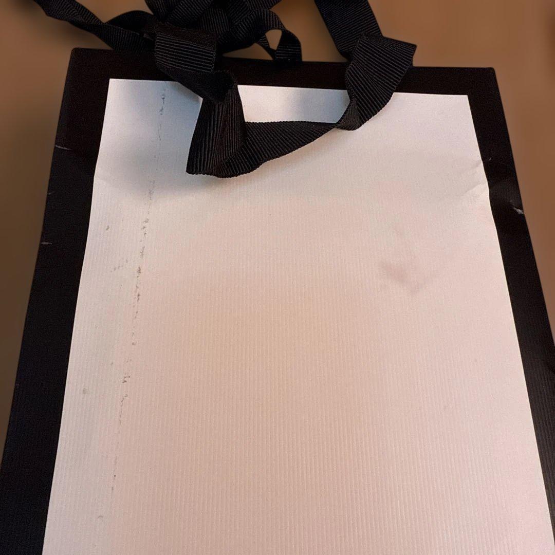 GUCCI ネイビー GGロゴ ネクタイ　クリスマスプレゼント　ブランドネクタイ