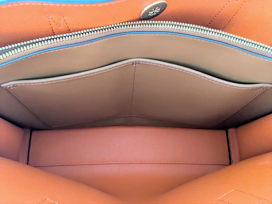 【美品】　トリーバーチ　ウォーカーサッチェル　Ａ４サイズ　ショルダー　トート