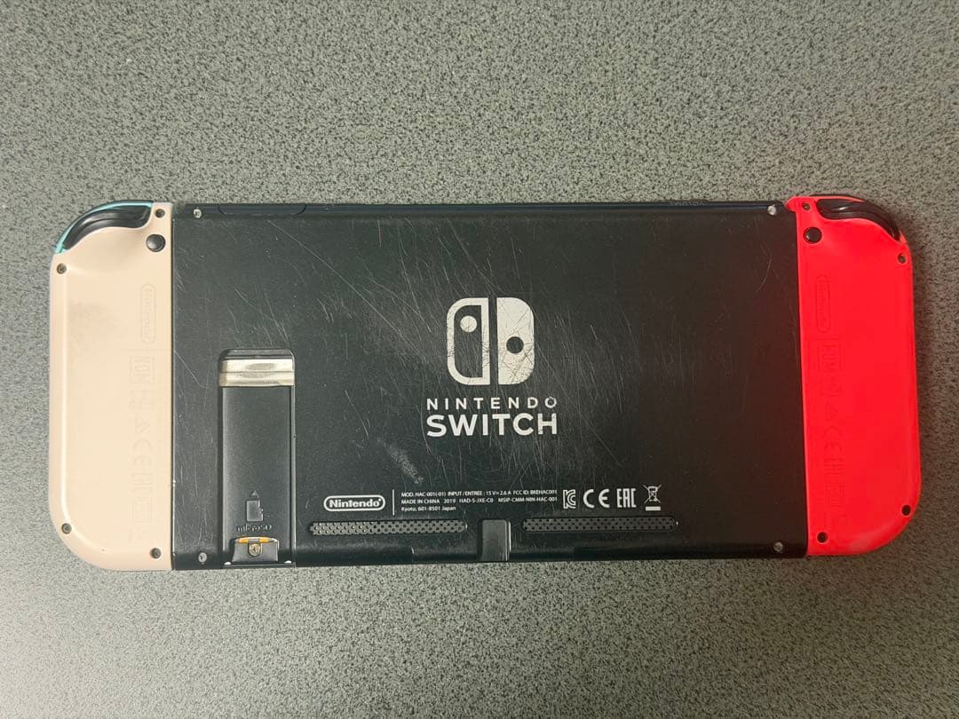 卍*卍様 Nintendo Switch 本体 Joy-Con