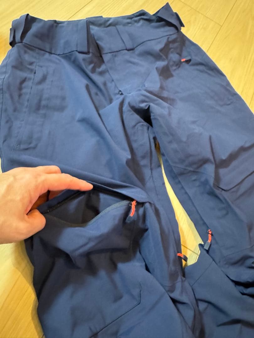 Burton [ak]ネイビースノーボードパンツ GORE-TEX ウィメンズＭ