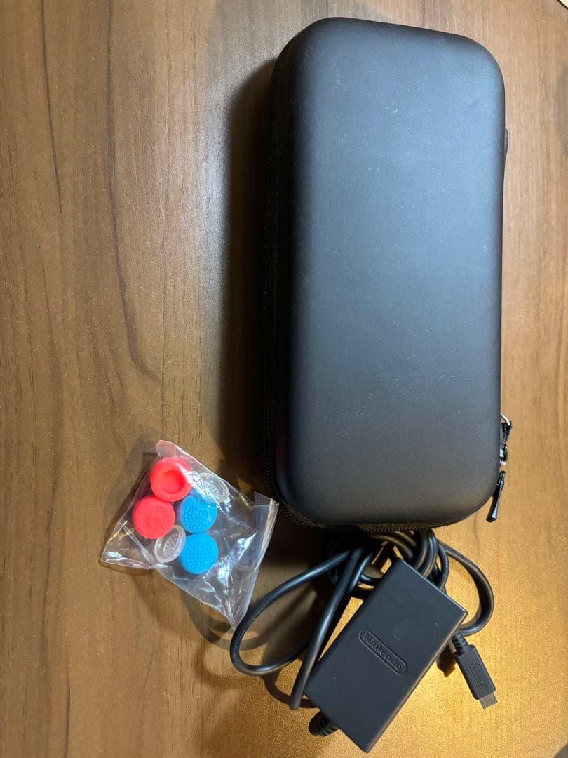 Nintendo Switchライト　ポケモン ザシアン・ザマゼンタ