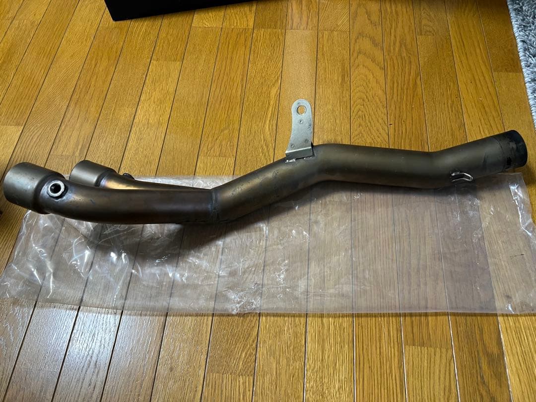 YZF-R1テルミニョーニ　リンクパイプ