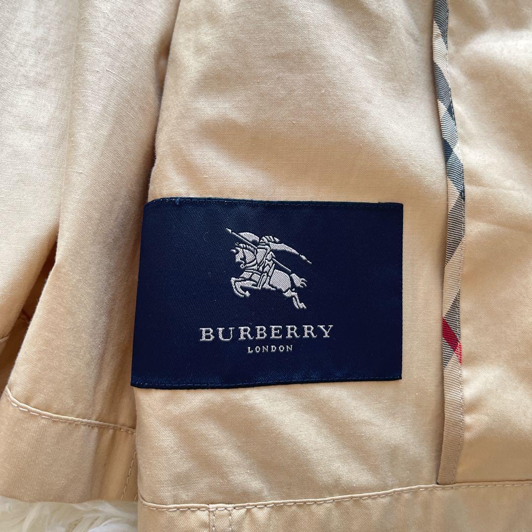 大きいサイズ　美品　バーバリー　撥水加工ハーフコート　ノバチェック　ベルト