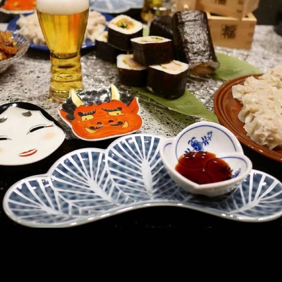 【新品】【大人気】有田焼幸楽窯　錦青純釉銀松葉形前菜皿　縁起物