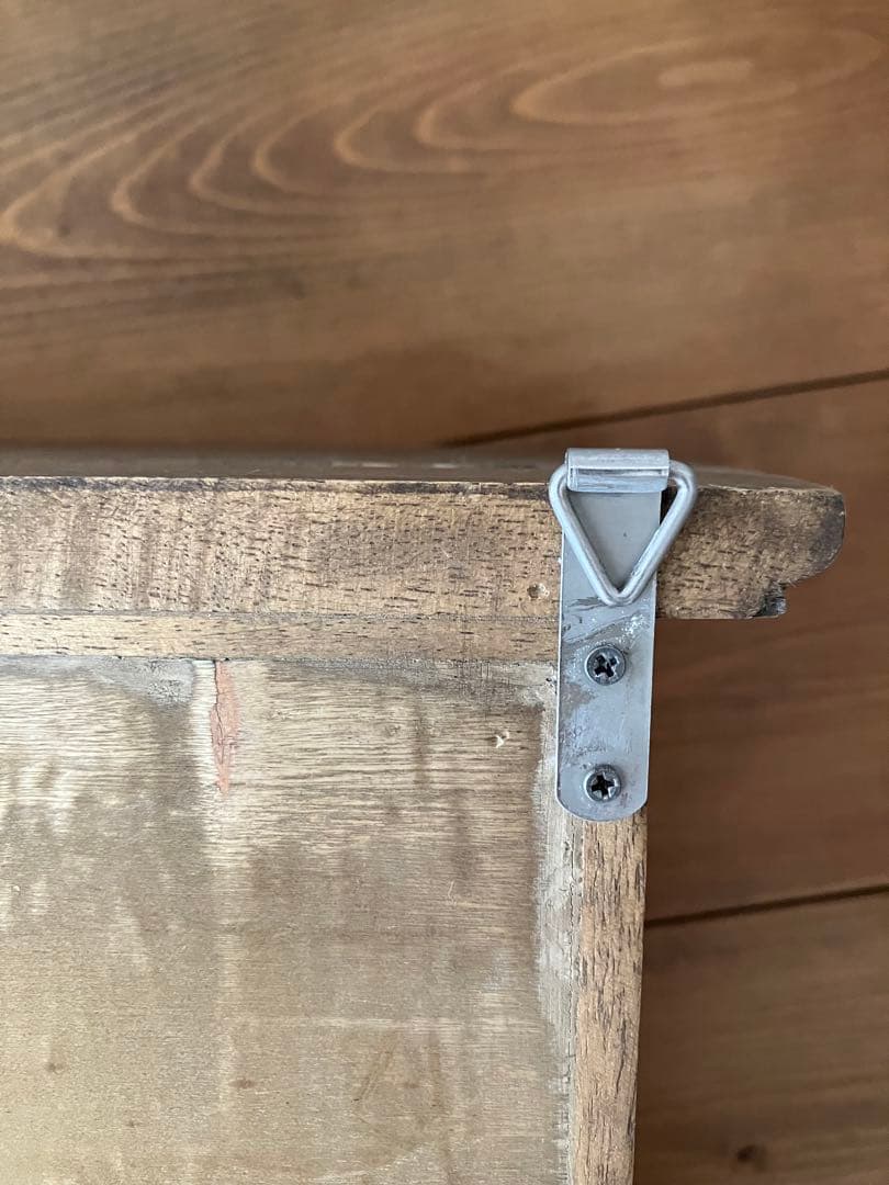 木製壁掛け棚 ガラス扉付き