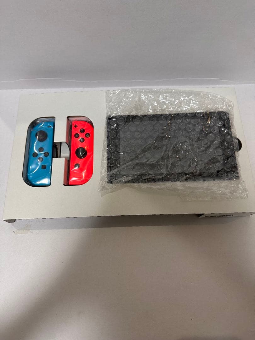 美品　Nintendo Switch 本体