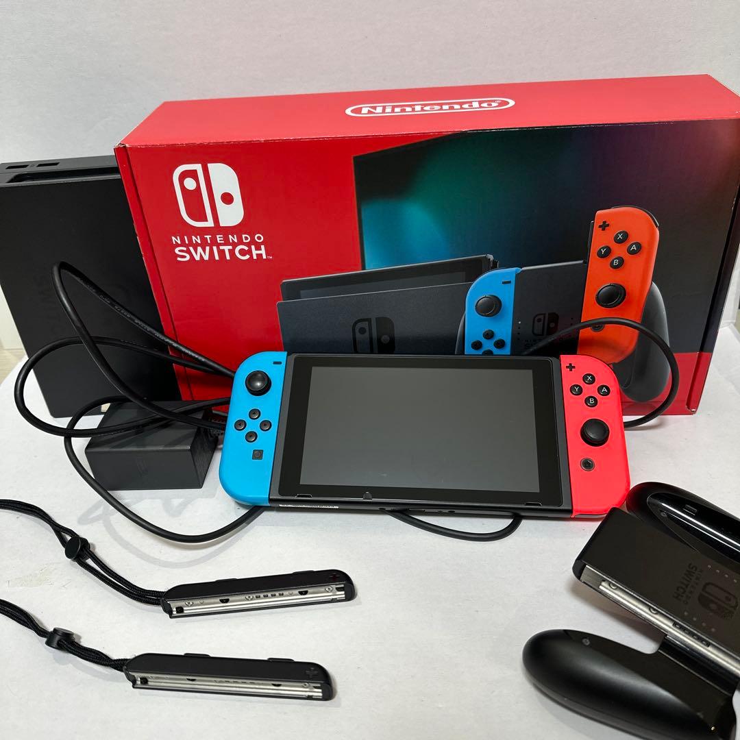 美品　Nintendo Switch 本体
