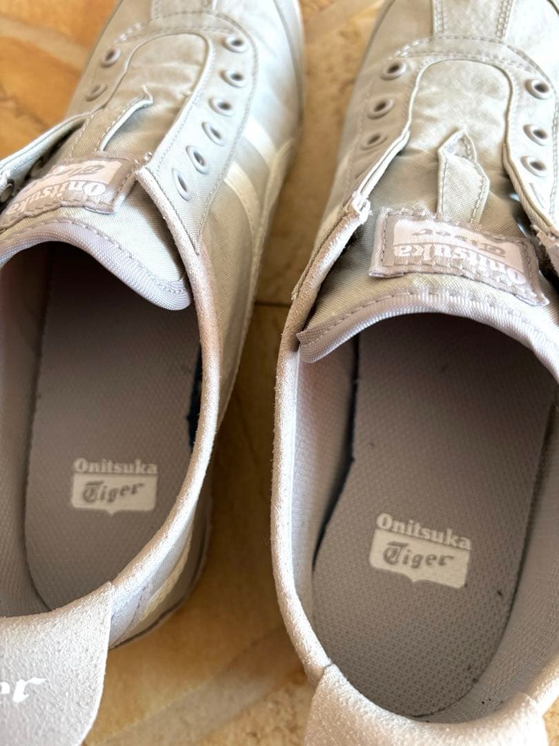 Onitsuka Tiger メキシコ66スリッポン　ライトグレー スニーカー