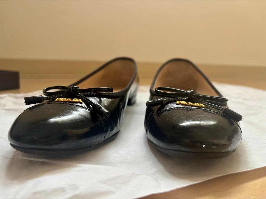 PRADA フラットパンプス　羊革　ブラック