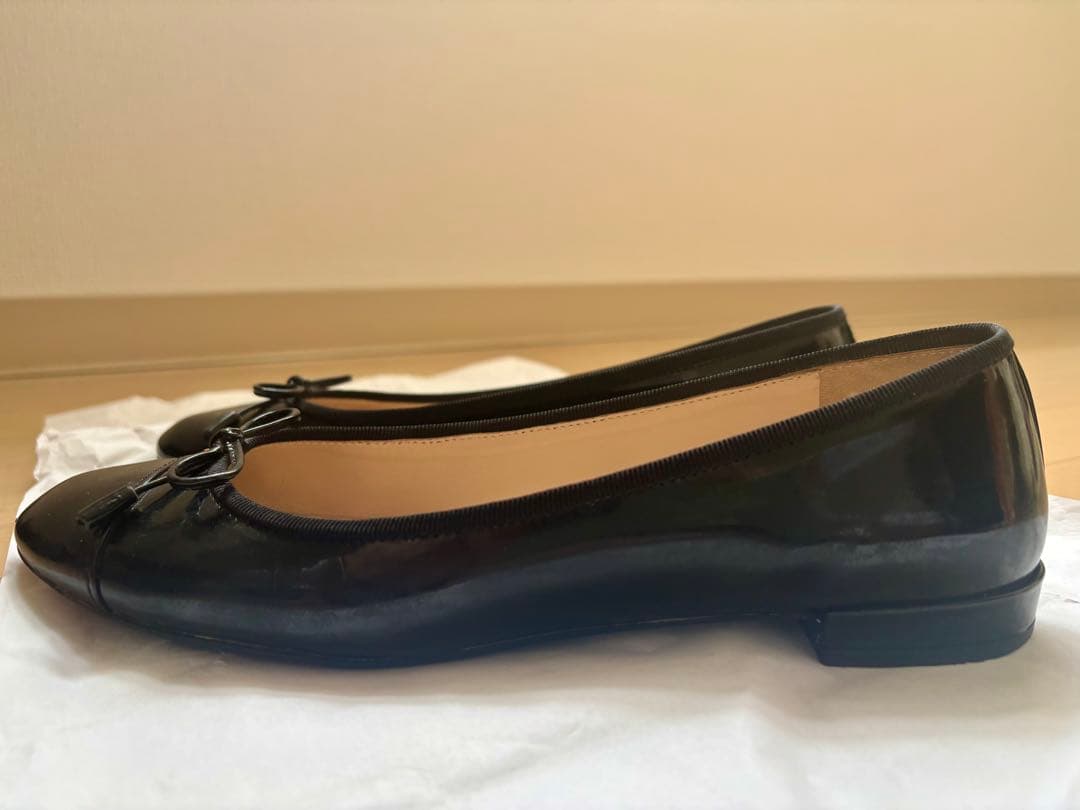 PRADA フラットパンプス　羊革　ブラック