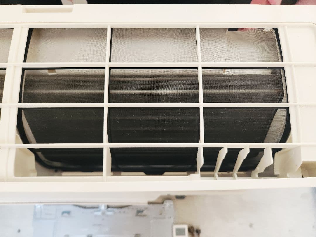 三菱エアコン霧ヶ峰2022年製　MSZ-GE2522-W-1