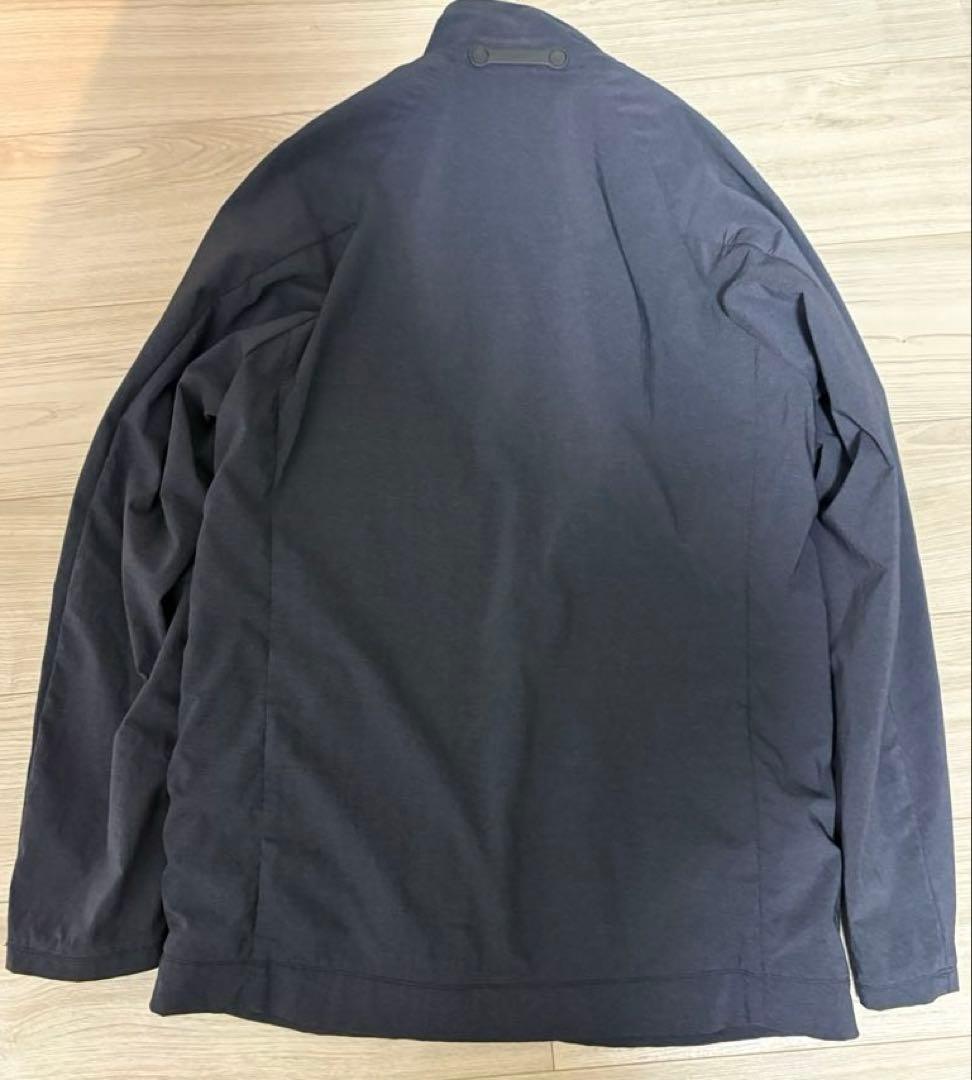 テアトラ　ジャケット