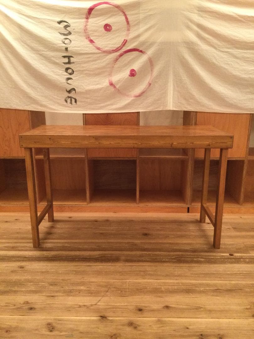 【中古アンティーク机】木製シンプルデザインテーブル