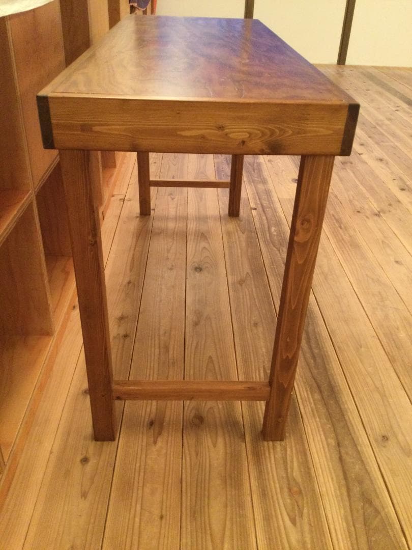 【中古アンティーク机】木製シンプルデザインテーブル