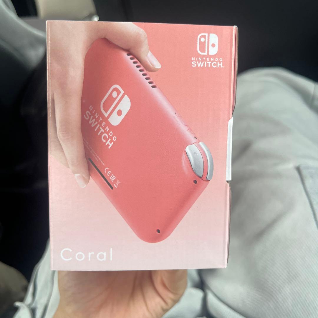 Nintendo Switch ライト　ピンク　新品未開封