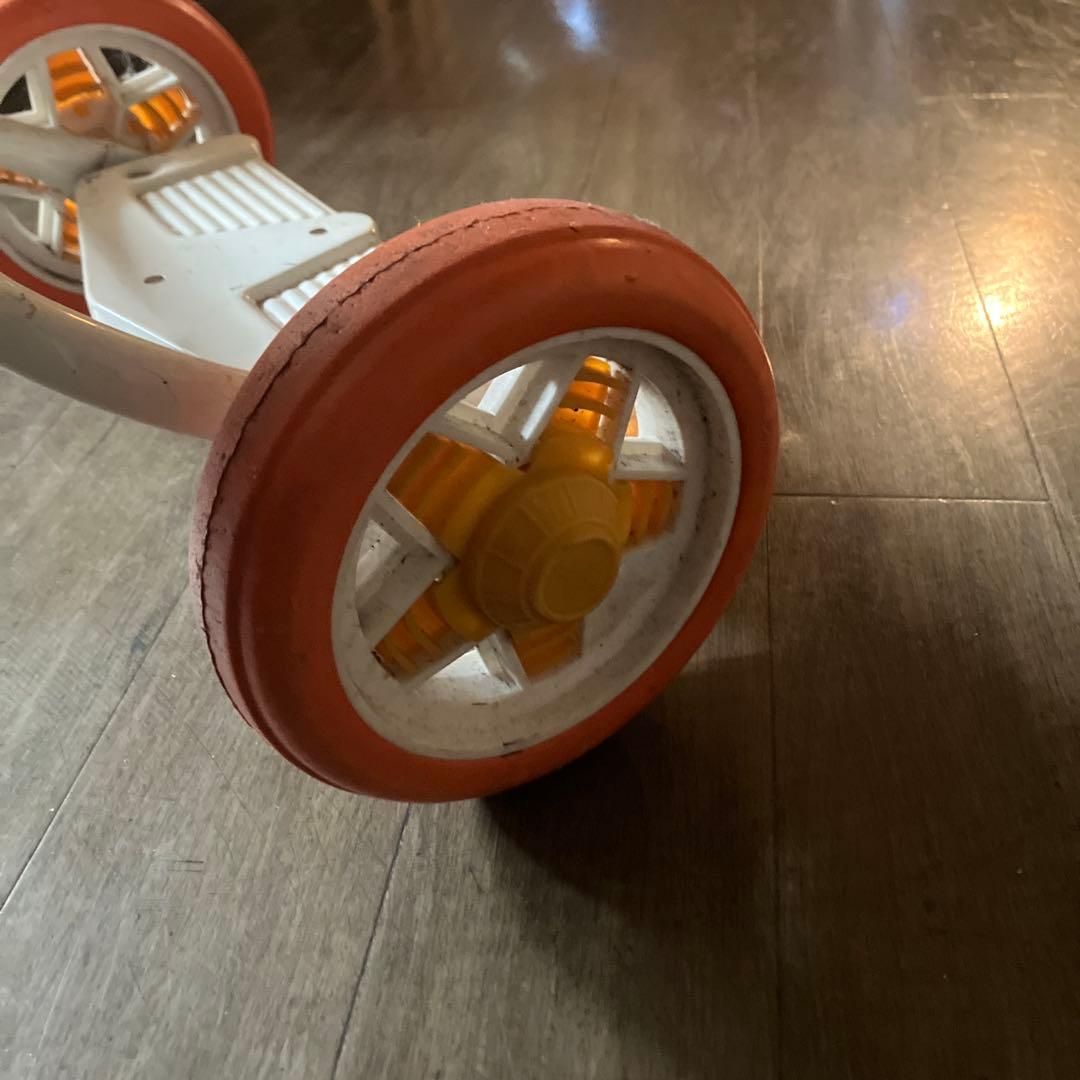 PLAY MATE 三輪車 ホワイト・オレンジ　中古品