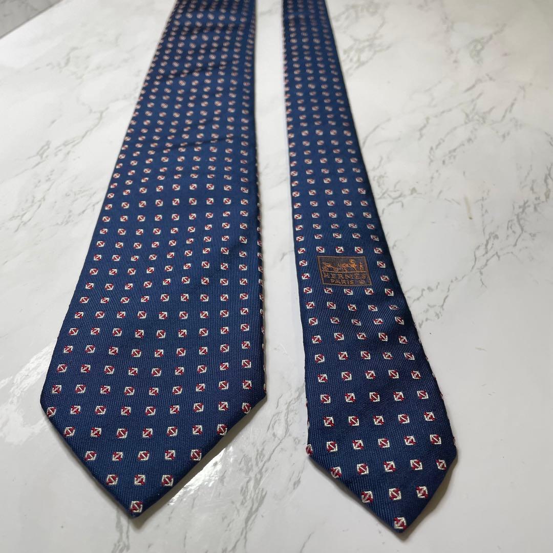 最終価格HERMES ネクタイ 現行 H柄タイ ファソネ 高級シルク 人気