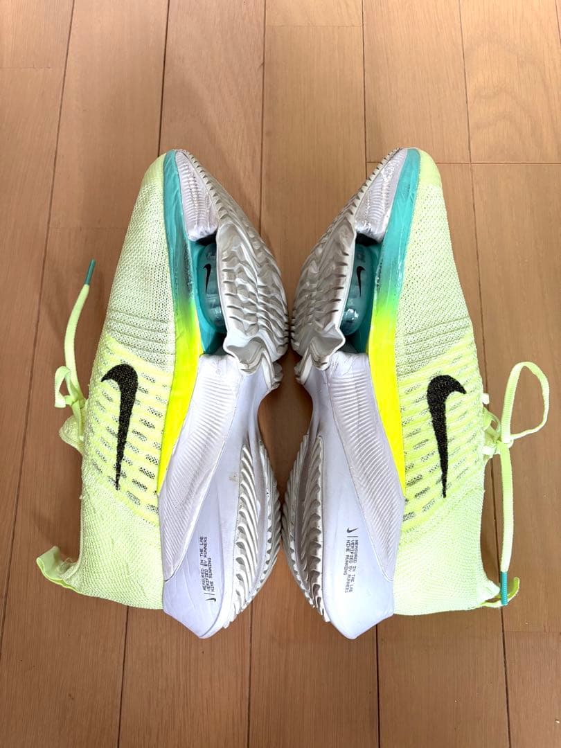 ナイキ(NIKE) ランニングシューズ エアズーム テンポ ネクスト% 24cm