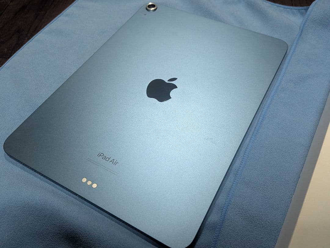 iPad Air (第5世代) ブルー 64GB