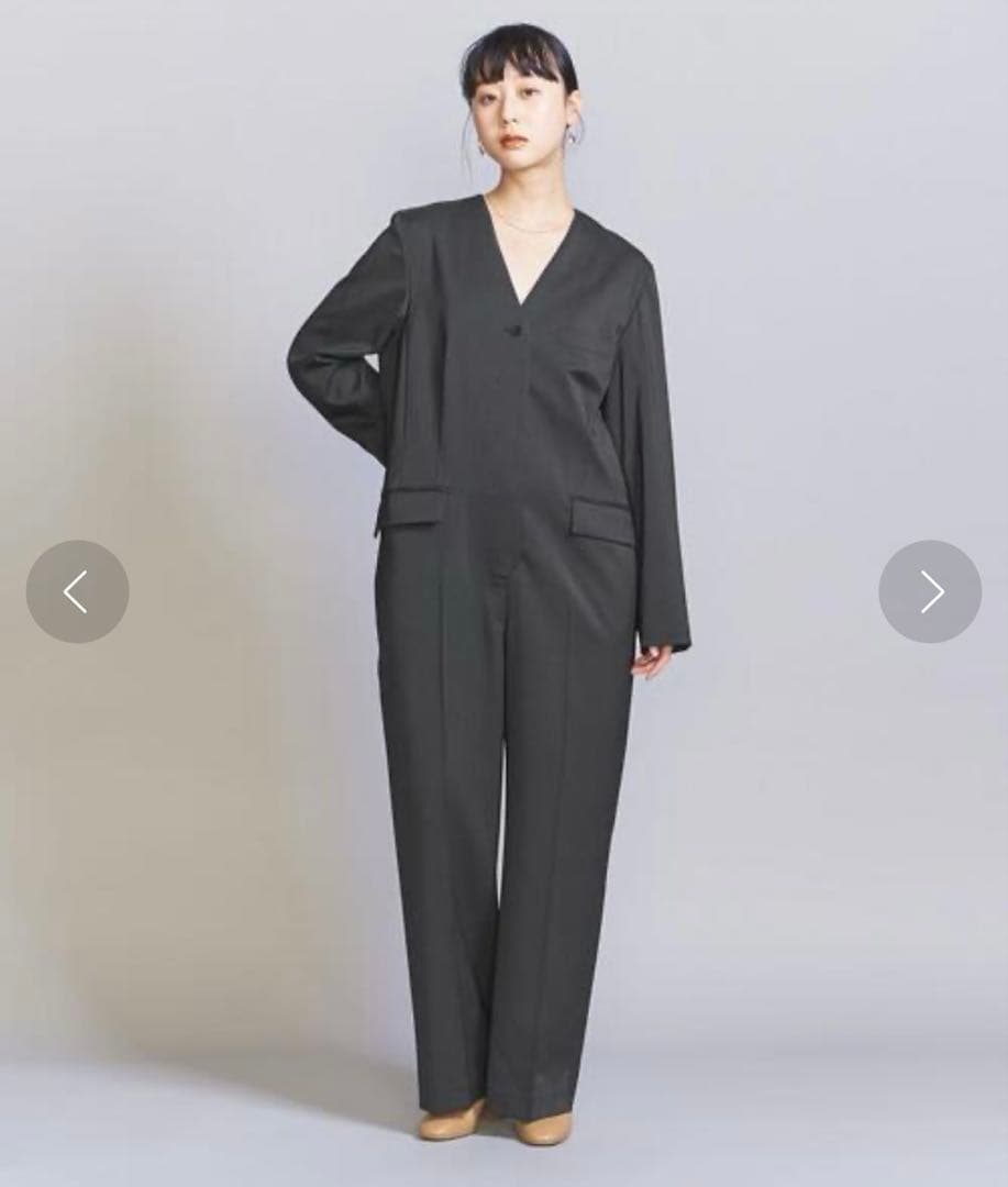 美品☆ ユナイテッドアローズ　ツイルVネックオールインワン　ブラック　Sサイズ