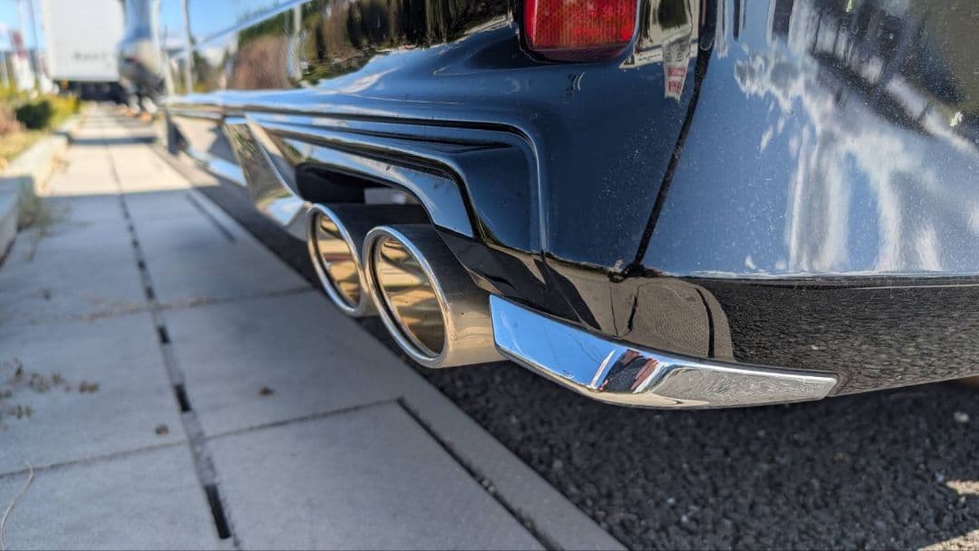 ガナドール　マフラー