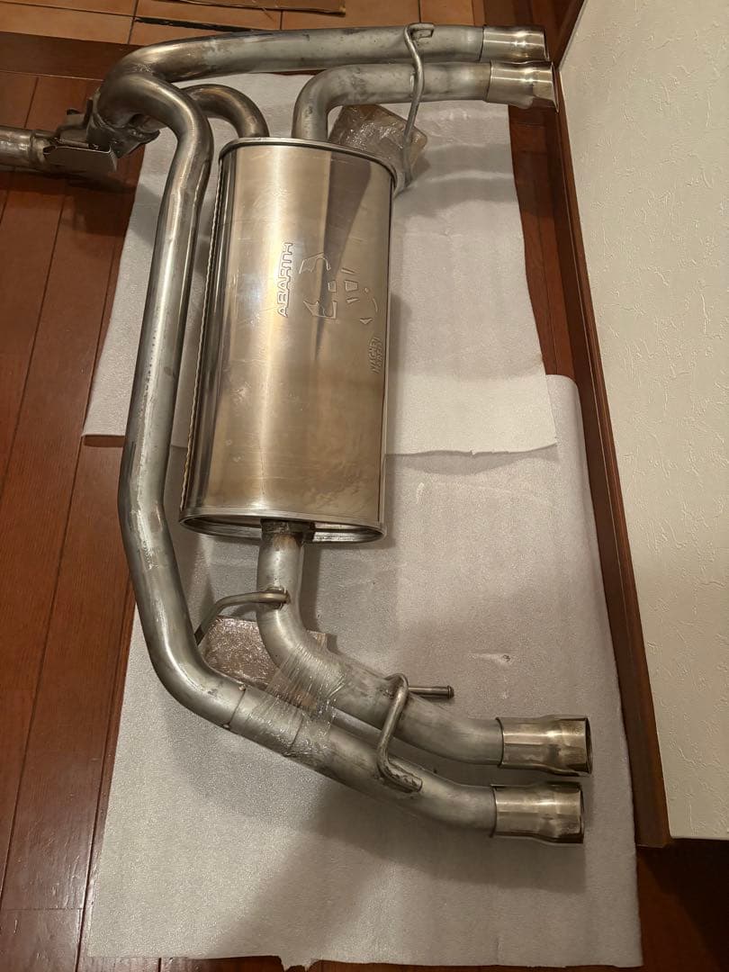 新品外しフィアットアバルト595 コンペティツィオーネレコードモンツァ40万