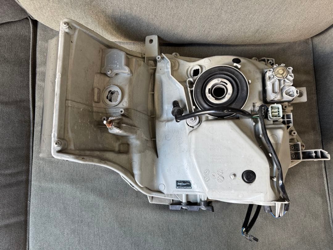 ハイエース valenti LEDヘッドライト インナーブラック