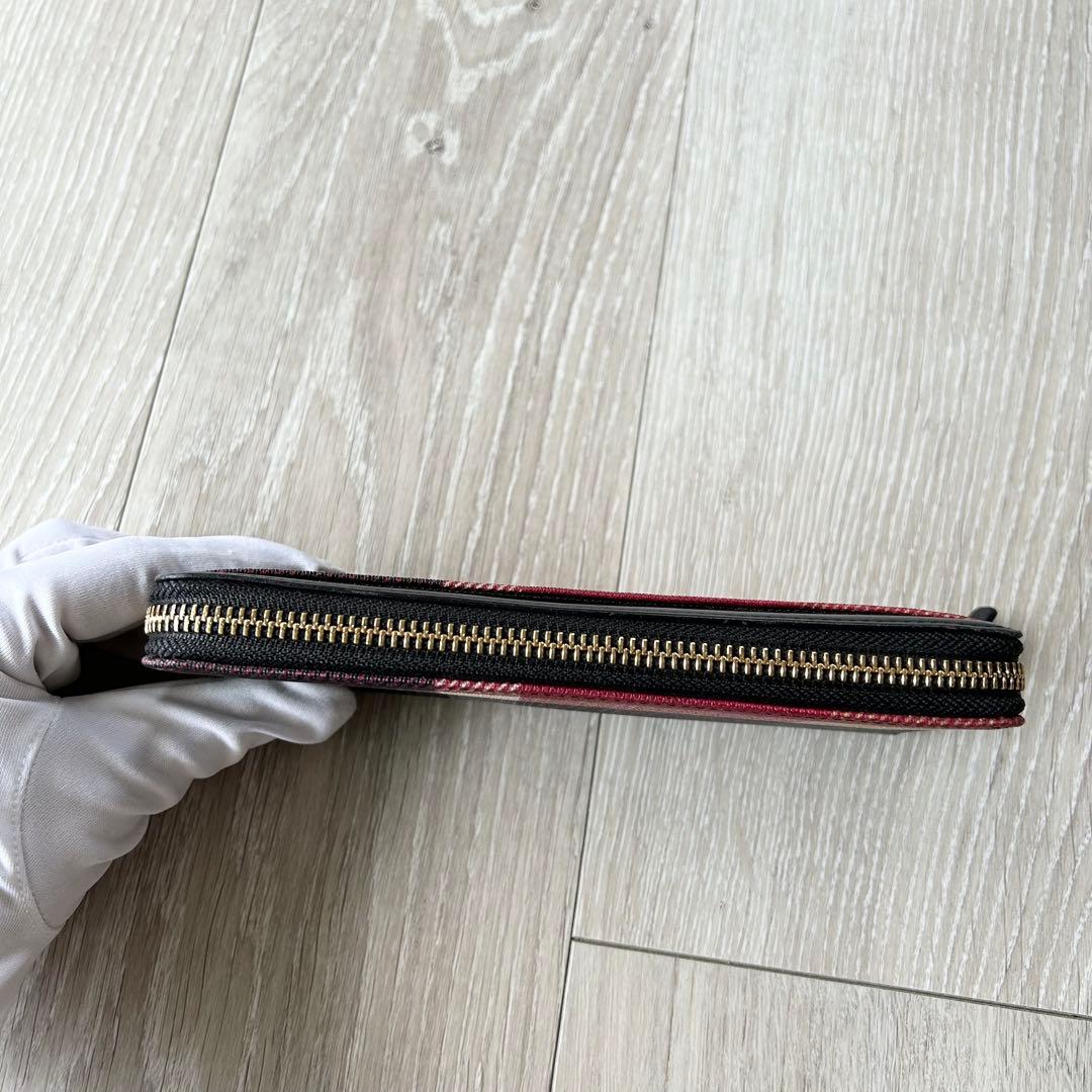 【美品】ブルーレーベルクレストブリッジ 長財布 ラウンドファスナー チェック黒赤