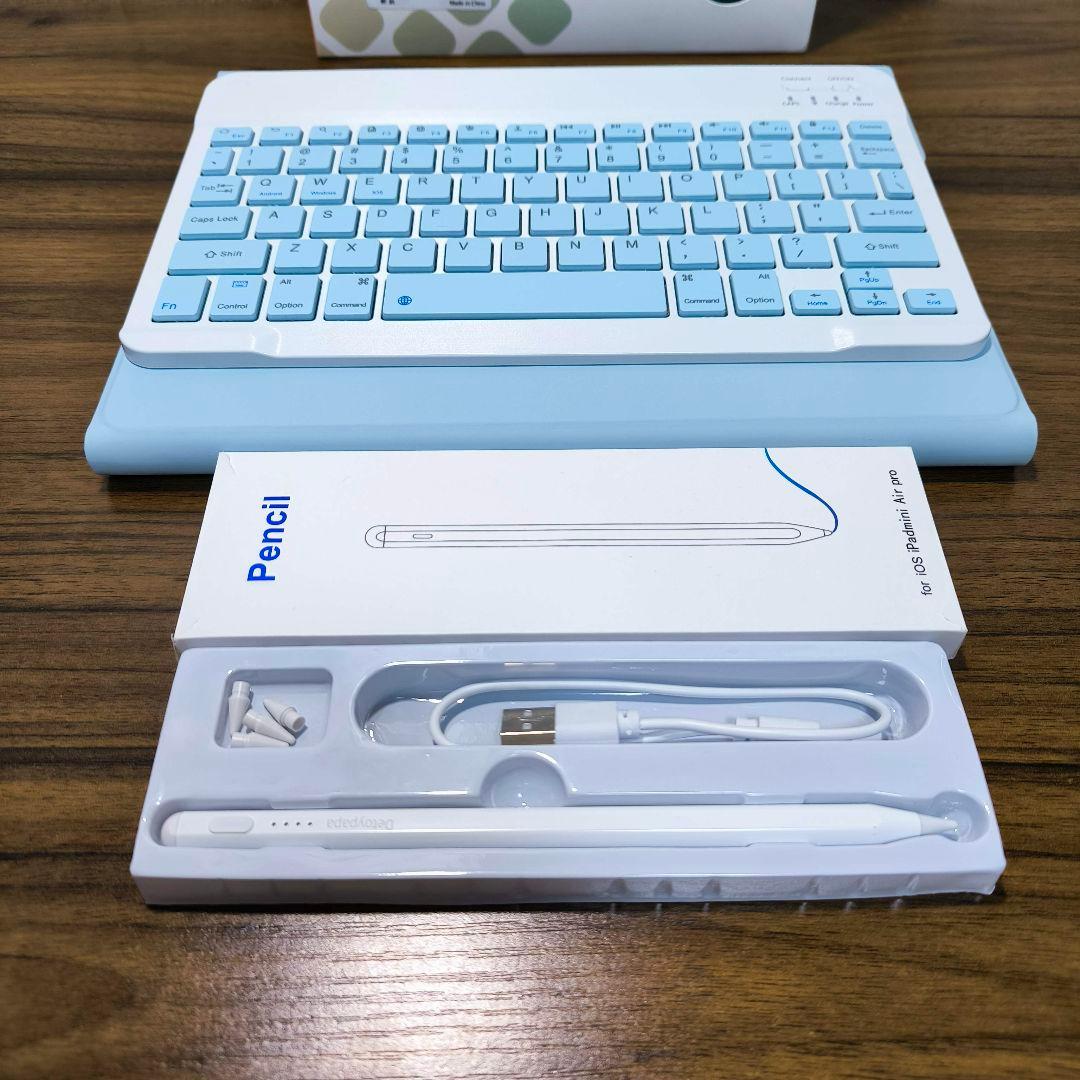 iPad 第7世代 Wi-Fi 128GB ケースとキーボード、タッチペン