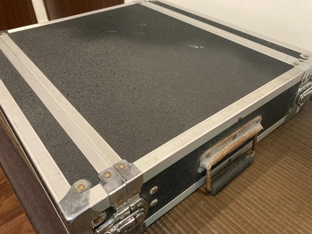 Roland JV-2080 拡張音源4枚搭載 2Uラックケース付