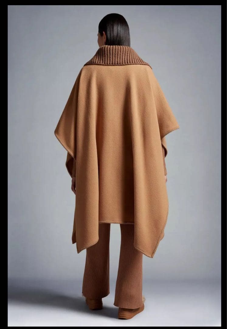 モンクレール　ウールケープ　ポンチョ　moncler