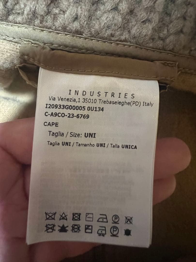 モンクレール　ウールケープ　ポンチョ　moncler