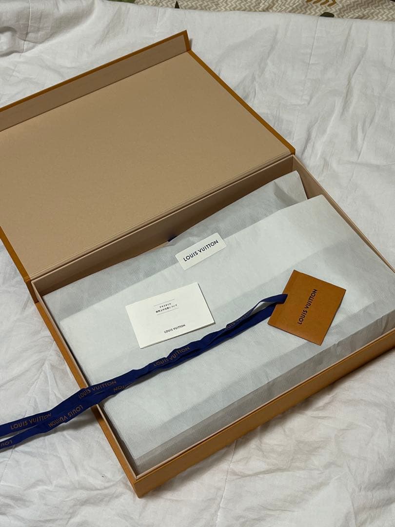 Louis Vuitton エシャルプ ロゴマニア マフラー