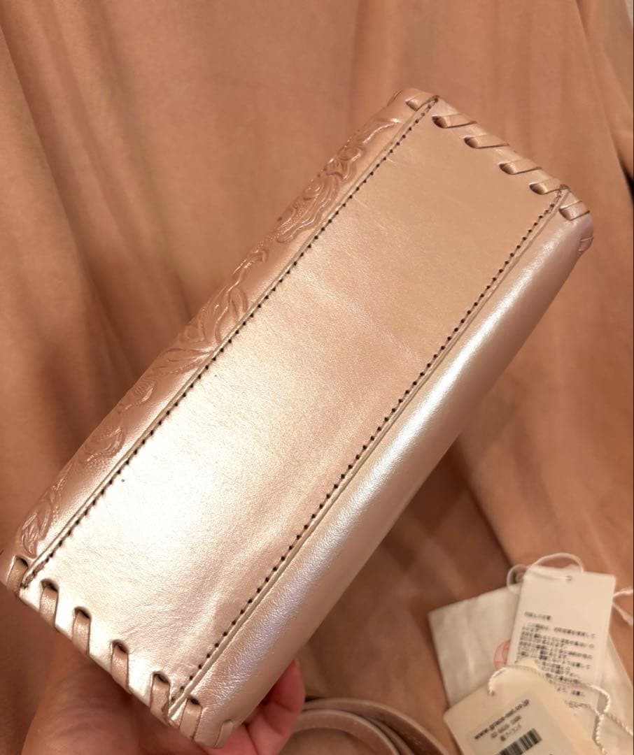 グレースコンチネンタル　カービングトライブス　ショルダー2ウェイ