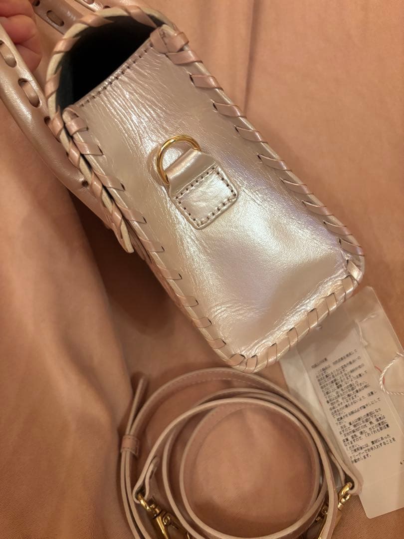 グレースコンチネンタル　カービングトライブス　ショルダー2ウェイ